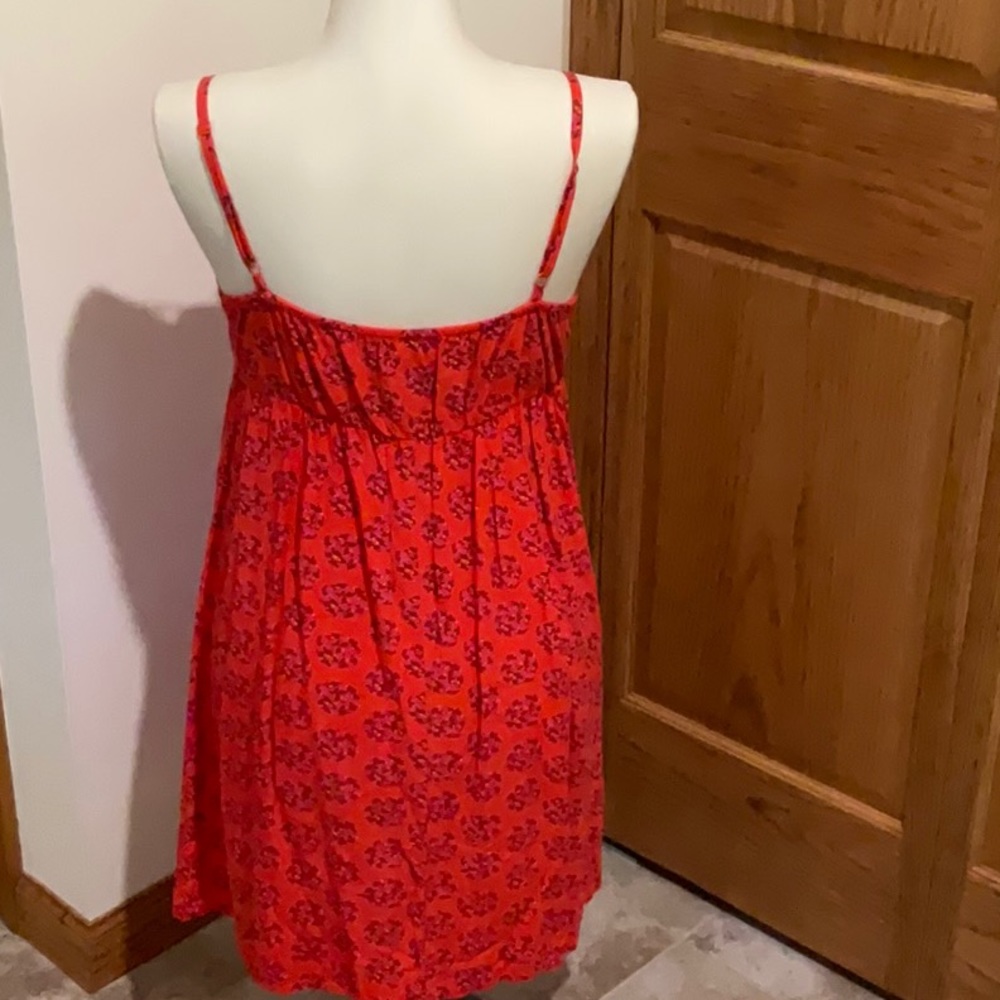 Dress - Picture 3 of 4